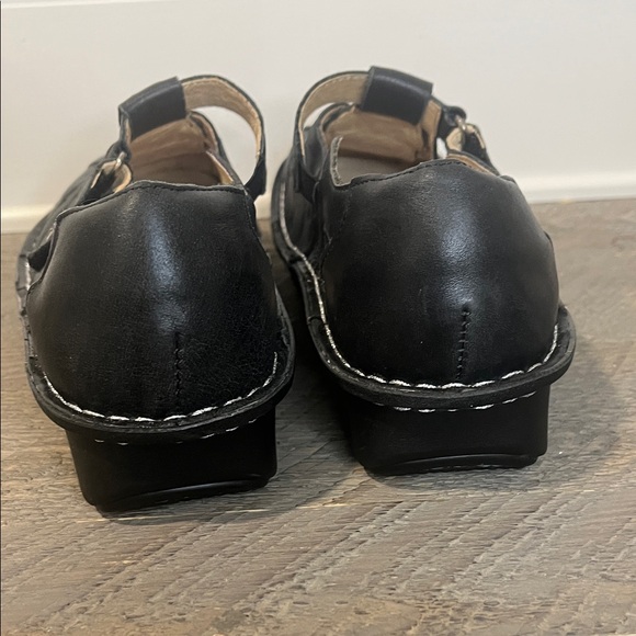 Pesca Black Butter Sandal / Women Size EU 41 / US 10.5 - Picture 8 of 11